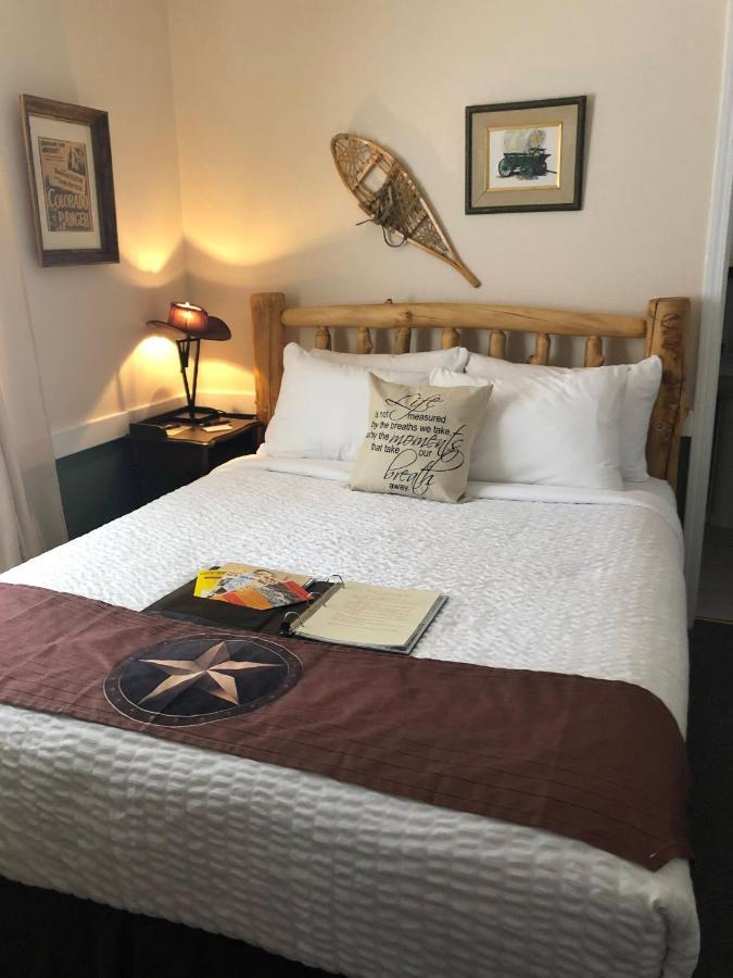 The Bent Elbow Hotel Silverton ภายนอก รูปภาพ